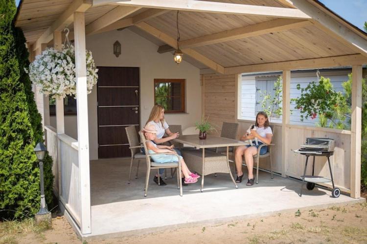Bungalow In Miedzyzdroje With A Terrace Exterior photo