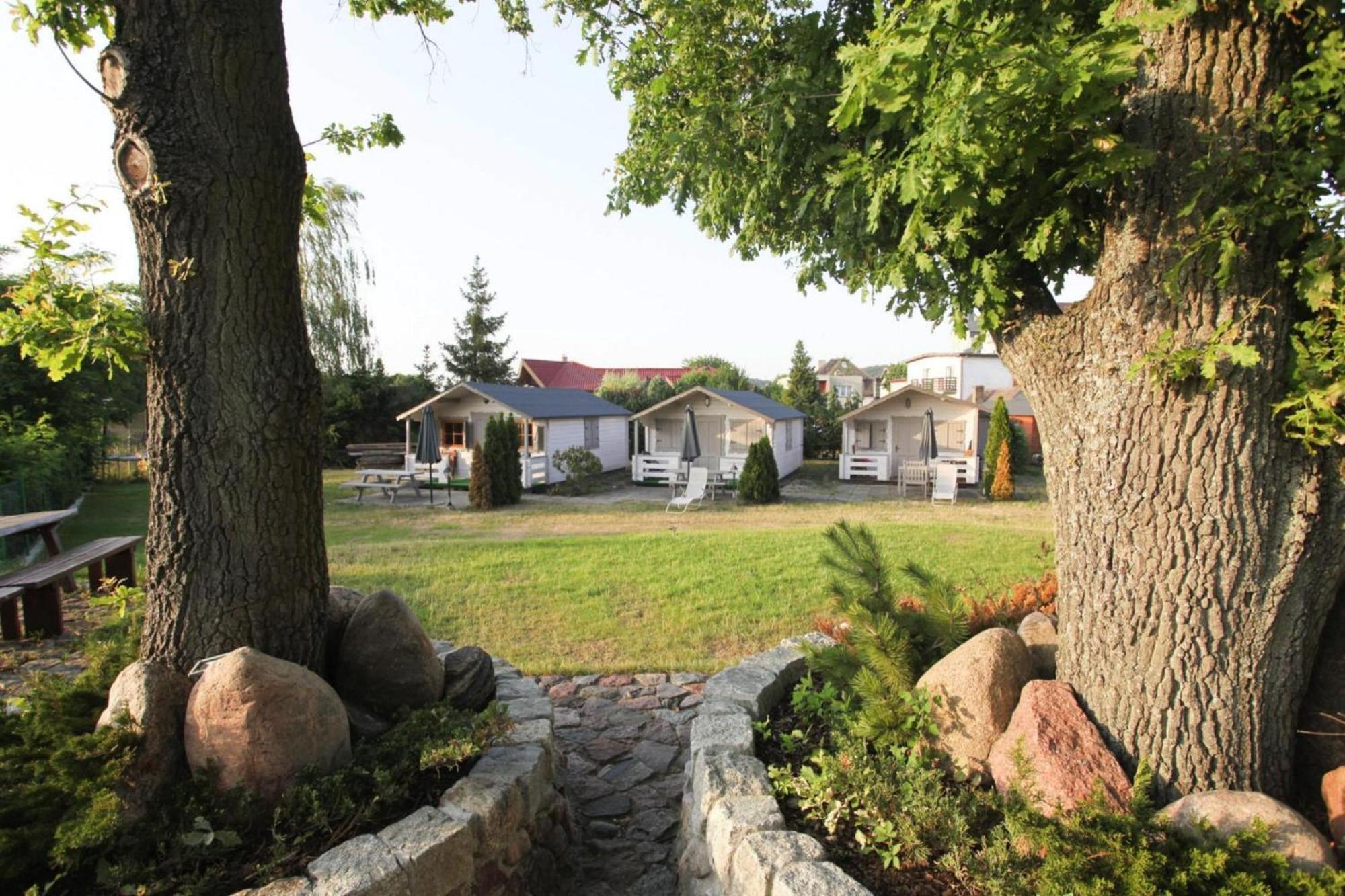 Bungalow In Miedzyzdroje With A Terrace Exterior photo